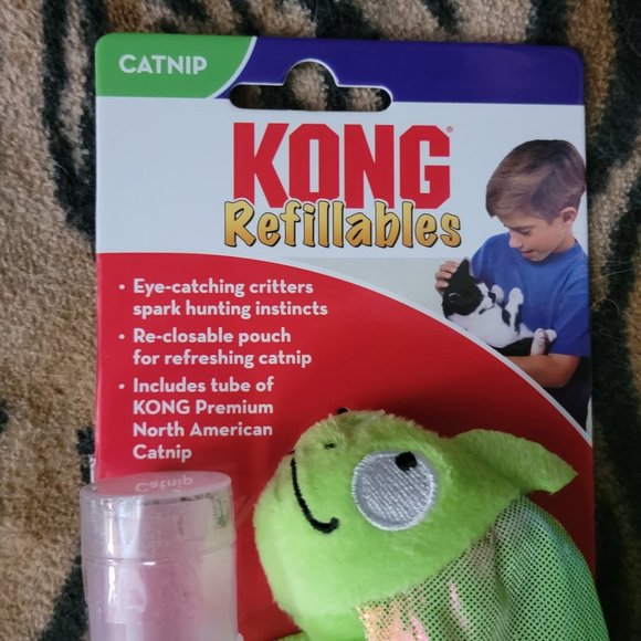 KONG Refillable s Critter Catnip Cat Toy Chameleon, ea. New! - Picture 2 of 3